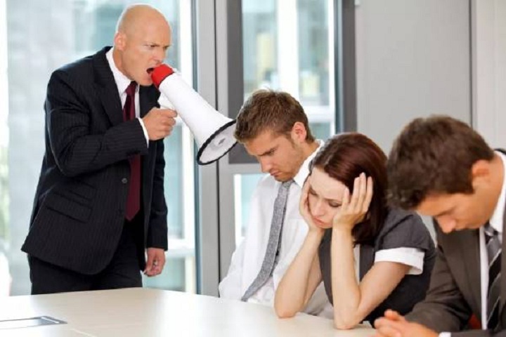 Mẹo thu hẹp khoảng cách với Sếp mà không phải bạn nào cũng biết ?