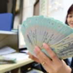 Làm việc có nên trông chờ vào thưởng Tết cuối năm hay không ?
